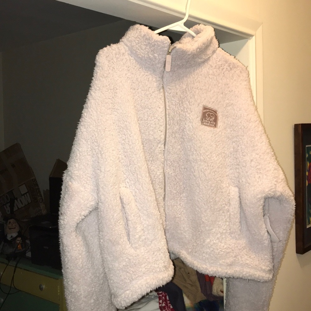Ivory Ella Cropped Sherpa Jacket